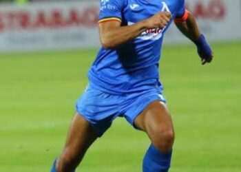 Заглавие: Борислав Цонев вярва, че защитниците на България могат да блеснат срещу Испания