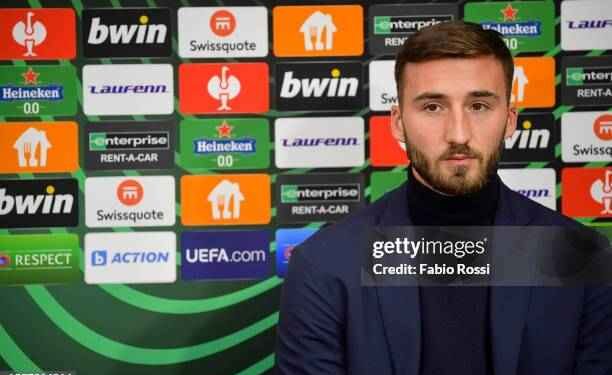 Невероятно е да се чуе!!!! Мениджърът на Левски (София) е бил подиграван с трима резервни играчи на Левски в изявление😂😂