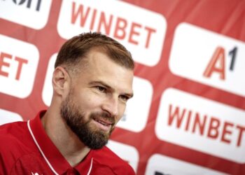 Шокираща новина, тъй като ЦСКА София преживява голямото предателство в историята на клуба, след като вратарят Густаво Бусато прекрати договора си, за да се присъедини към възраждащ се клуб……