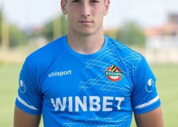 Току-що: Треньорът на Ботев Пл. привлича 19-годишен вундеркинд, който да замени настоящия вратар за следващия сезон.