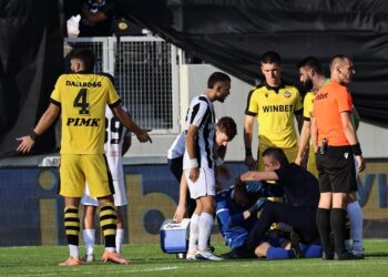 ХРИСТО КРУШАРСКИ ПОКАЗВА НАГЛЕДНО ЗАЩО ФУТБОЛЪТ НИ Е НА ДЪНОТО