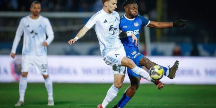 СТРАТЕГИЧЕСКИ: Левски търси нови играчи на три позиции