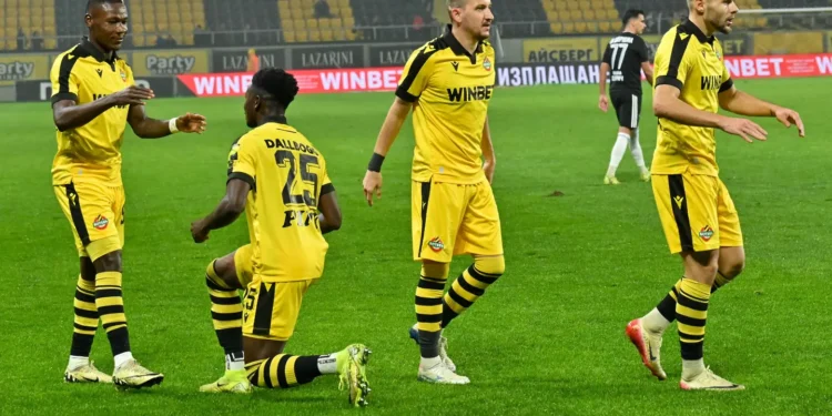 НОВ ШОК ЗА „КОЛЕЖА“: Ботев Пловдив отново под ударите на ФИФА – тежки последствия на хоризонта