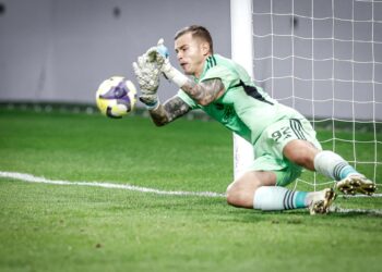 ❄️ 10 дни до Коледа: Скритите кадри на сезона излизат наяве – а Светльо Вуцов е живото определение за ДУЗПА 😎