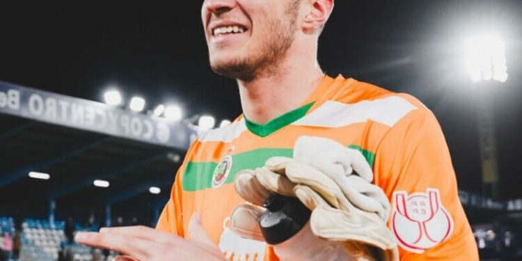 Полският шампион с офанзива за бившия капитан на Левски