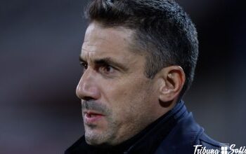 Хулио Веласкес взе интересно решение за последния мач на годината