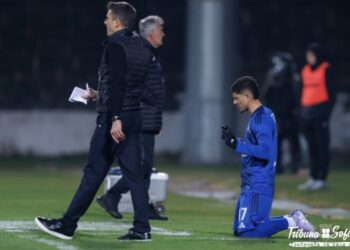 Голмайсторът на Левски напусна България, очаква най-добрите новини