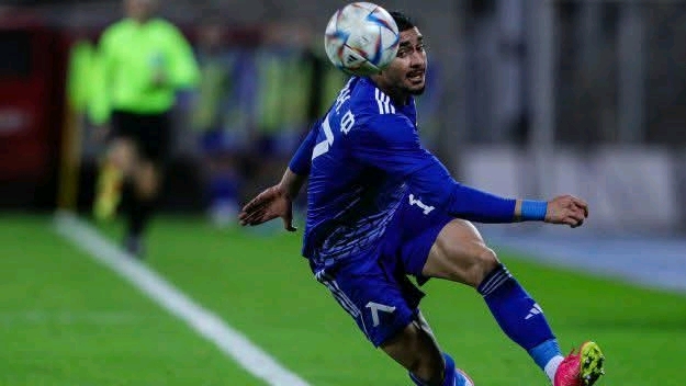 СЪКРУШИТЕЛНО УНИЖЕНИЕ! ЛЕВСКИ ПРИНУДЕН ДА ПРОДАДЕ ЗВЕЗДНИЯ КАПИТАН НА СЪПЕРНИКА ЛУДОГОРЕЦ ЗА ЖЪЛТИ СТОТИНКИ! Гръм от Разград Разтърси “Герена”!