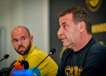 🟡🖤 Филипов: Има по-сериозни оферти от тези на Левски – коментира шефът на Ботев Пл. ситуацията около Армстронг…