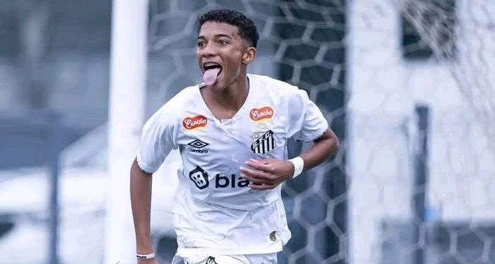 СДЕЛКА СВЪРШЕНА✅ ЦСКА София подписа с 18-годишния Робиньо Жуниор от Сантос след активиране на освобождаващата му клауза от £1.1M. Той имаше опции, 4 други клуба бяха готови да платят същата сума. Янев е успял да вземе своя човек, дългосрочен контракт на Армията 📝💥