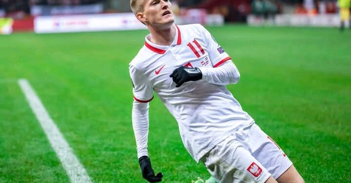 СЛУХ🚨 ЦСКА София предлагат на 27-годишния Карол Швидерски изход от Панатинайкос с 6-месечен наем, включващ опция за откупуване в края на сезона