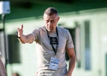 Манчев: ЦСКА прави правилни стъпки, за да догони Лудогорец! Левски също може да се възползва от преднината си #cska #цска #futbol #футбол Повече информация👇