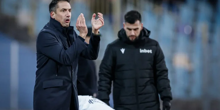 Хулио Веласкес: Бяхме по-добри от Лудогорец във всичко. Научете повече за