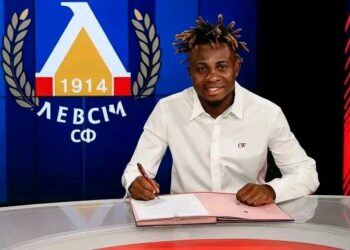 Току-що: Левски София привлече нигерийския крило Самюел Чуквуезе