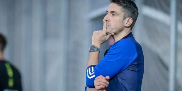 Поздравления: Треньорът на Левски Хулио Веласкес е включен в интересна класация от испанското издание “Marca”