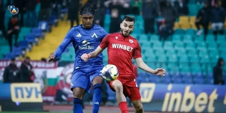 Шокиращо: Вижте баланса между „сините“ и „червените“ и головата разлика в последните 35 шампионатни дербита