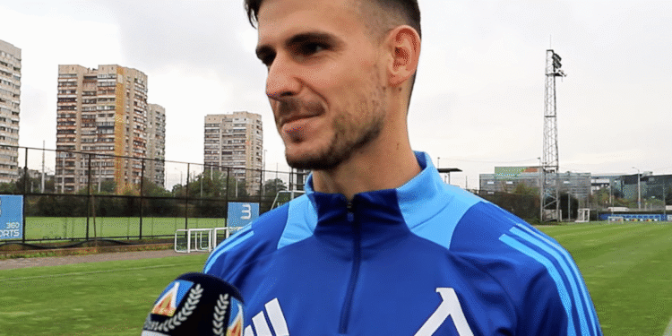 Илиян Стефанов се връща в Левски София след конфликт с треньора на Славия