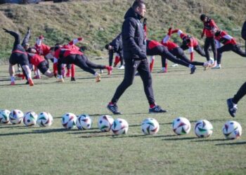 ВРЕМЕ ДА СТАНЕТЕ СЕРИОЗНИ: Обзор на тренировъчния ден. Прочетете повече от статията на    