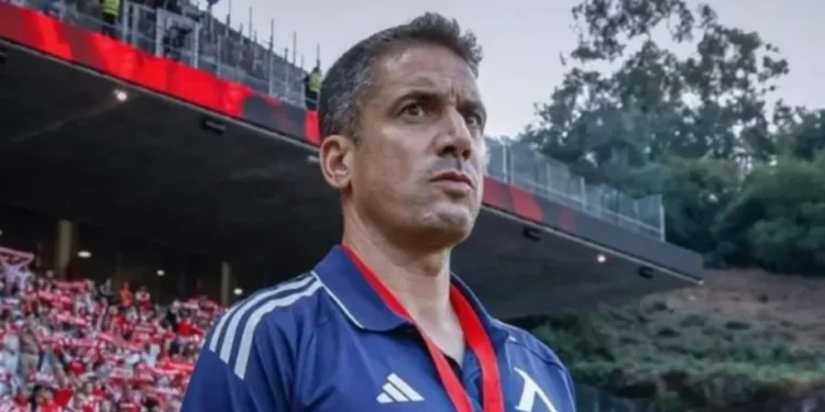 Оглушителен трансфер: Бивш германски национал избира ЦСКА София, шокирайки всички с решението си.