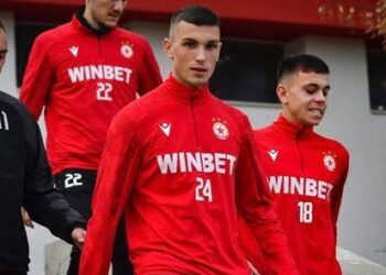 Живея за добро, ЦСКА Марк-Емилио Папазов, Играч обявява намерение да влезе в трансфер……