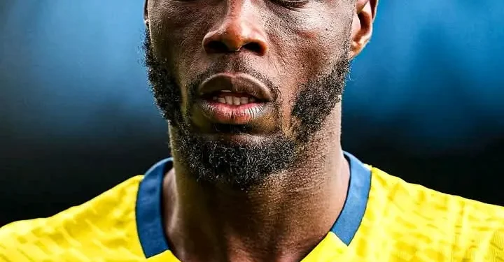 Ботев Пл.в. прави амбициозен трансфер за Никола Пепе, докато крилото избира крайната си дестинация