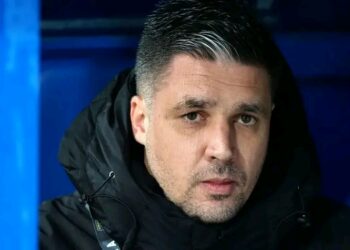 ⚠️ ШОК В БЪЛГАРСКИЯ ФУТБОЛ! ЦСКА ОТСТРАНЯВА ЧЕТИРИМА ИГРАЧИ НА БОТЕВ ПЛОВДИВ ПРЕДИ УТРЕШНИЯ МАЧ! 😱 Какво означава това за съдбата на мача и може ли Ботев да се завърне въпреки отсъствията? Вижте всички скрити стратегии и драмата зад кулисите! 👀⚡ ➡️ Прочетете пълната статия тук!