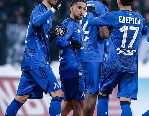 🚨 ТРАНСФЕРНА БОМБА НА „ГЕРЕНА“! 🚨 Левски удари трансферния пазар и привлече истинска голова машина! 💙⚽ Хърватският нападател Марко Дуганджич вече е част от „сините“, а феновете вече мечтаят за голове, победи и незабравими вечери на стадион „Георги Аспарухов“. Но дали именно той е нападателят, който ще върне Левски на върха? 👀🔥 👉 Прочети цялата история и виж защо този трансфер разтърси българския футбол!