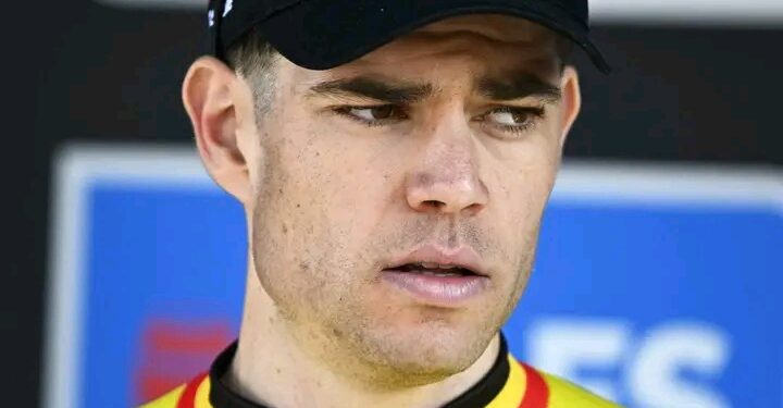 Onthuld: Van Der Poel spreekt onmiddellijk na de finish schokkende woorden uit tegen Wout Van Aert.