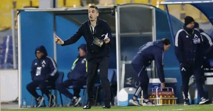 ⚠️ „ТОВА Е ЛУДОСТ!“ Светослав Дяков взриви футбола ни с тежки думи! ⚠️ Защо мачът Монтана – Лудогорец се превърна в скандал? 🏟️ Свърши ли ерата на феърплея в България? 💣 „Липса на уважение!“ – не издържа Веласкес и каза истината право в лицето! Дали „големите“ убиват духа на провинциалния футбол? И защо феновете в Монтана бяха оставени да лъжат? ❌💔