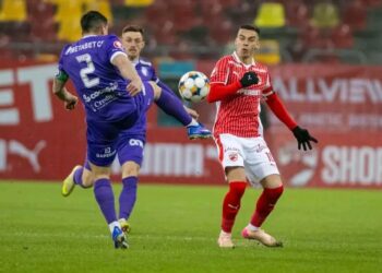 Ce se anunță la #Dinamo: “Se vor schimba liniile”. Sâmbătă, e meci cu “frații”…Incredibilă diferența din prezent