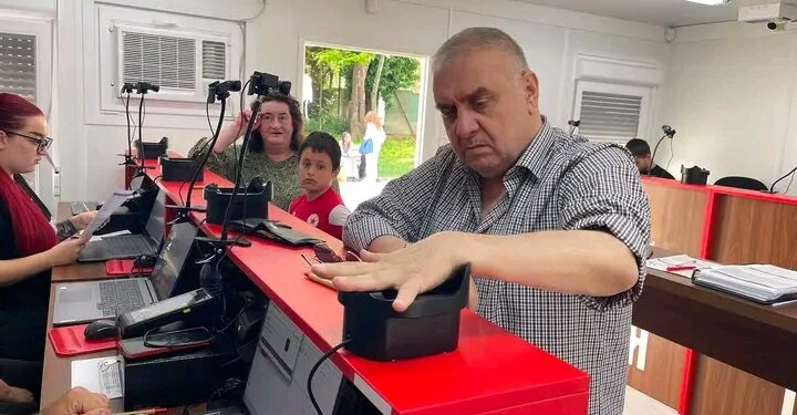 Дучето даде пример! Един от най-емблематичните фенове на ЦСКА вече се регистрира