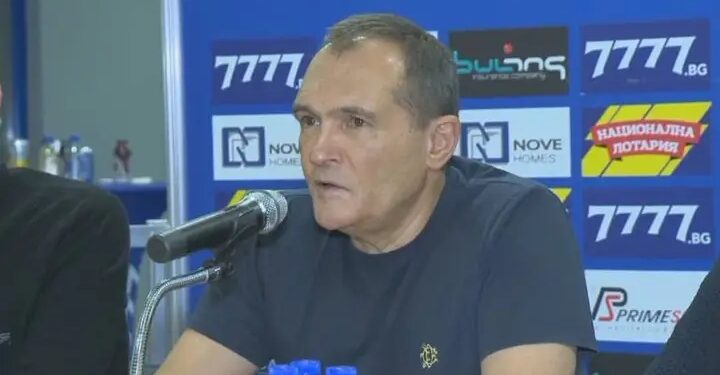 Последна новина: бившият собственик на Левски София сега иска над пет милиона евро в разгорещен финансов спор, който може да разтърси европейския футбол…