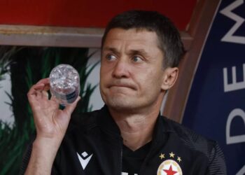 Само няколко дни след като официално беше обявен за старши треньор на Цска София, Христо Янев е предприел дисциплинарни мерки срещу двама играчи…