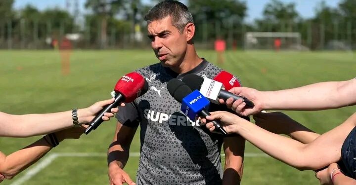 Nuno Campos ”a dat cu pumnul în masă” și a anunțat că acești fotbaliști trebuie să plece de la Dinamo. Și pentru unul s-a și întâmplat. ===>>>