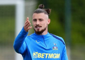 „Există deja mai multe oferte pe masă”: Radu Drăgușin a depus o solicitare de transfer la Dinamo.