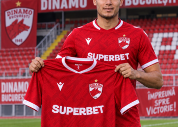 🚨AȘADAR: AFACEREA E GATA! Dinamo București a ajuns la un acord complet cu Nantes pentru transferul unei extreme extrem de curtate, semnând un contract pe cinci ani în valoare de 12 milioane de euro — satisfăcând astfel pretențiile financiare ale jucătorului și trecând cu vederea faptul că acesta are doar… vezi mai mult
