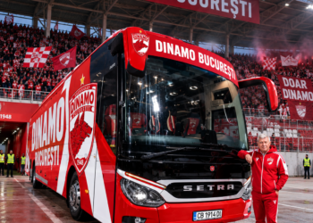 Cornel Dinu donează un autocar nou-nouț clubului Dinamo București, în semn de mulțumire pentru tot ce a făcut clubul pentru el de-a lungul carierei sale.