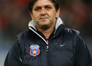 ȘTIRE DE ULTIMĂ ORĂ: Legenda clubului, Marius Lăcătuș, acceptă oferta FCSB și revine pentru a ocupa o funcție importantă de conducere.